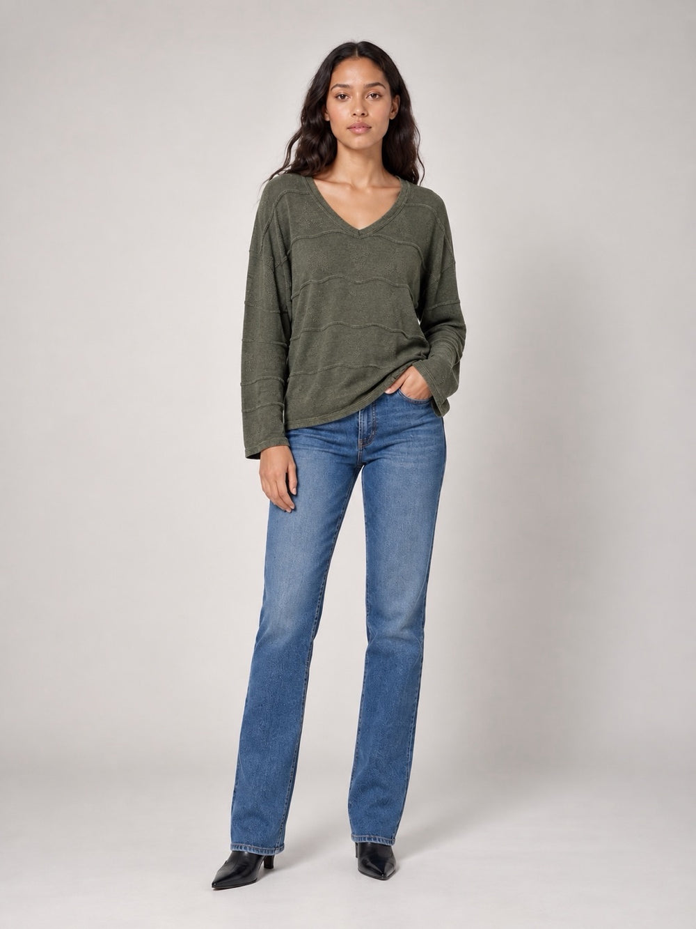 Textured V-Neck Jumper - Khaki