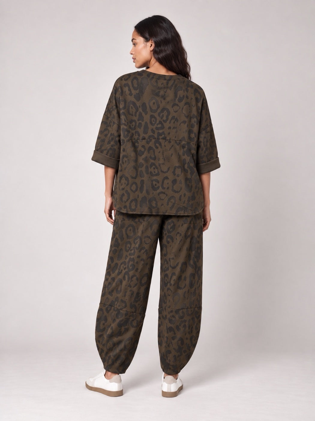 Leopard Print Relaxed Fit Matching Set - Chocolate (2)