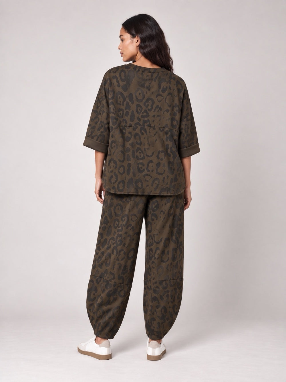 Leopard Print Relaxed Fit Matching Set - Chocolate (2)